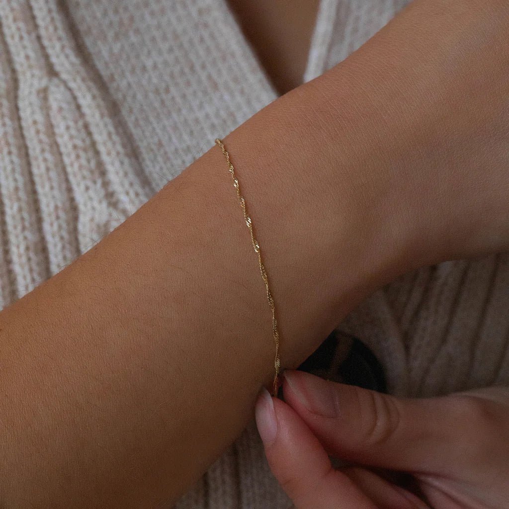 14K Singapore Chain Bracelet | Leah Alexandra LEAH ALEXANDRA - Ambiente Gifts, Decor & Design