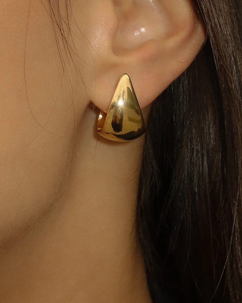 Bold Claw Hoops | Leah Alexandra Leah Alexandra - Ambiente Gifts, Decor & Design