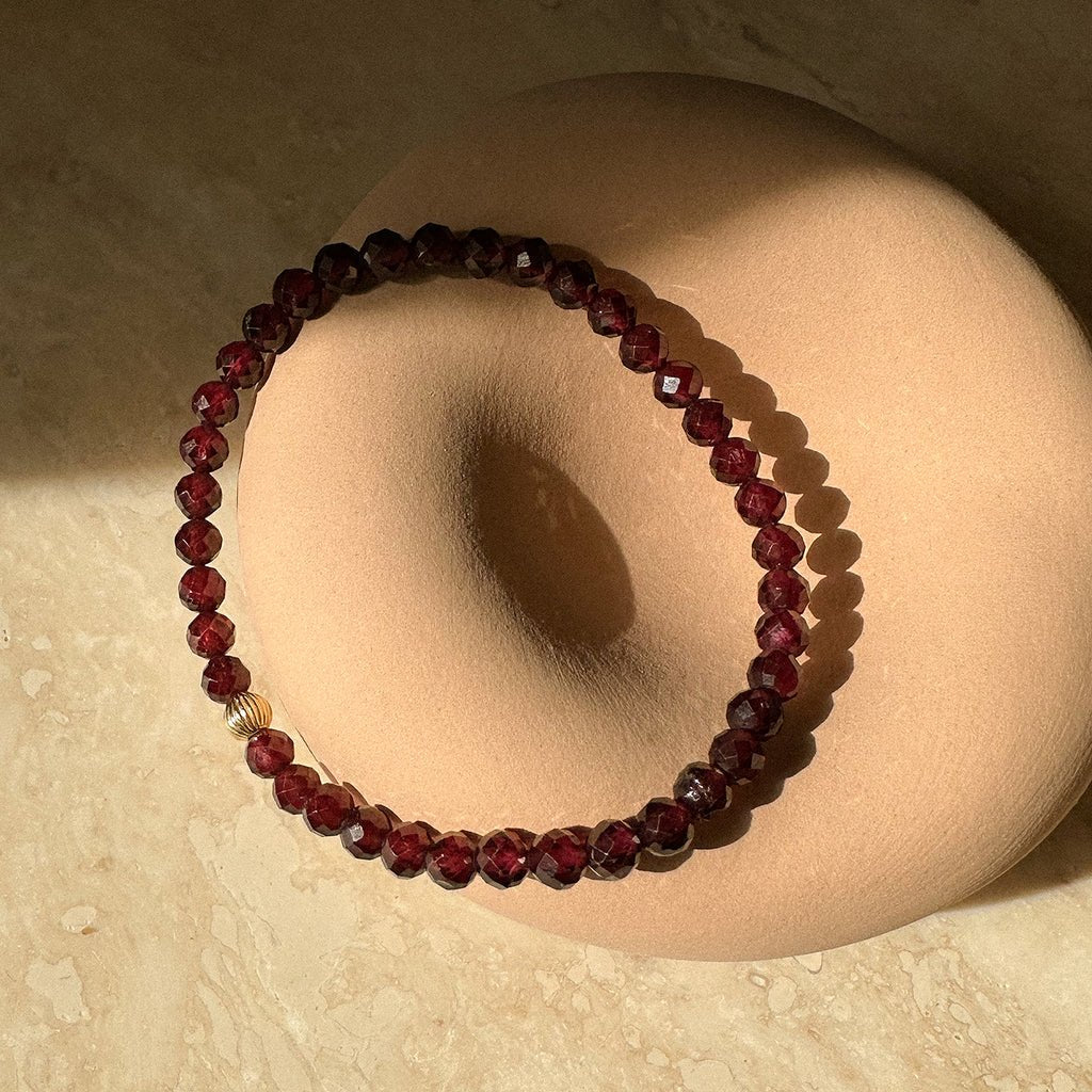 Garnet, Social Mini Bracelet | Leah Alexandra LEAH ALEXANDRA - Ambiente Gifts, Decor & Design