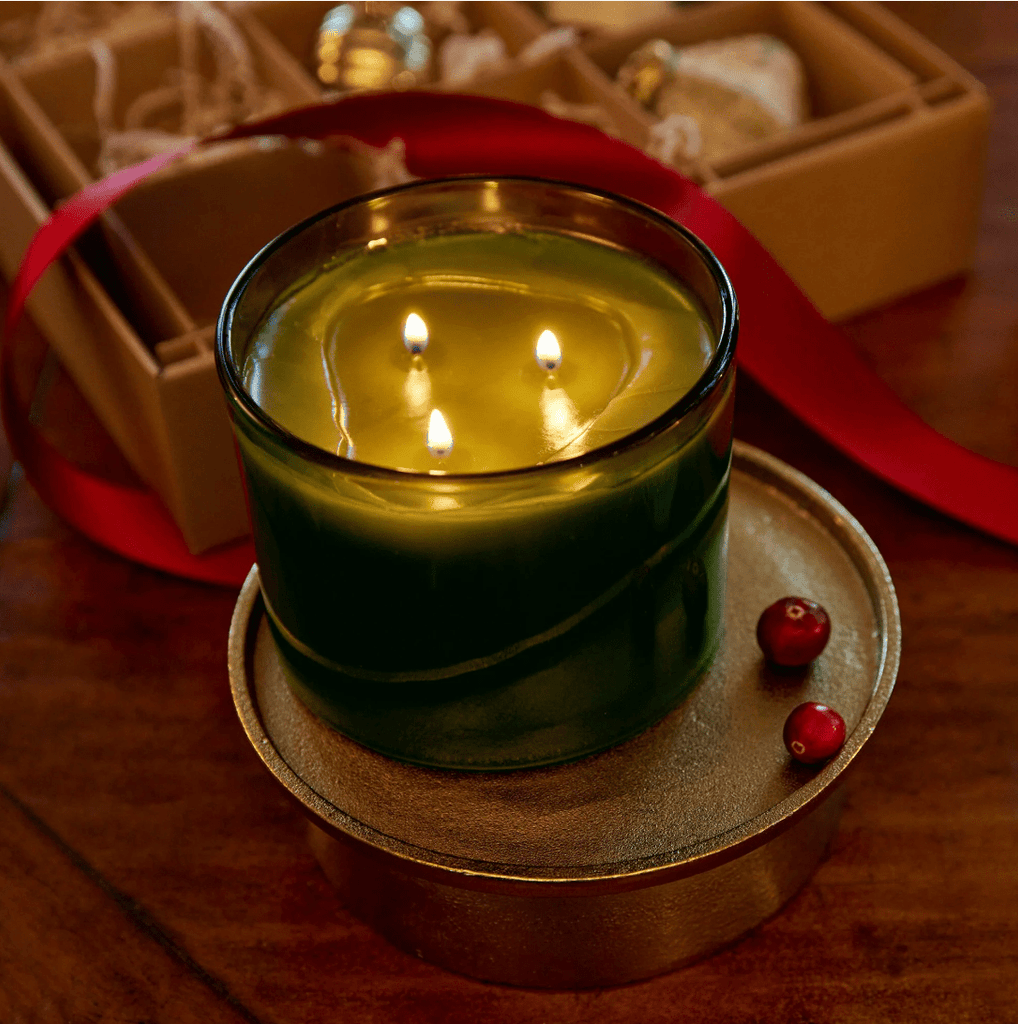 Green, Poured 3 Wick Candle, 17oz | Thymes Frasier Fir Thymes - Ambiente Gifts, Decor & Design