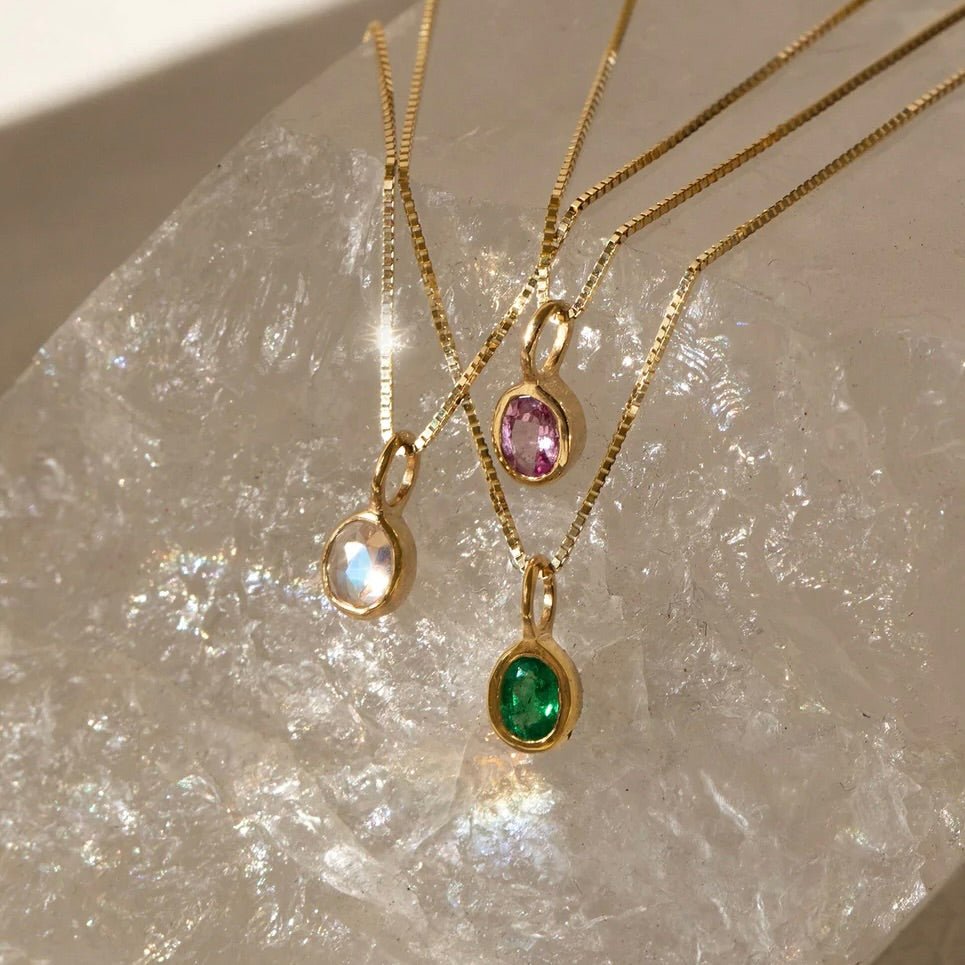 14K Gold + Moonstone Petite Oval Necklace | Leah Alexandra LEAH ALEXANDRA - Ambiente Gifts, Decor & Design